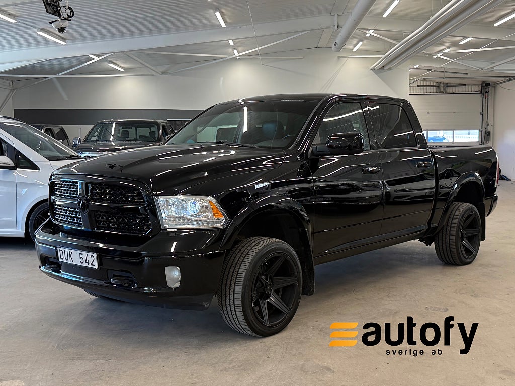 Dodge RAM 1500 Crew Cab 5.7 V8 HEMI BLACK EDITION DRAG NAVI