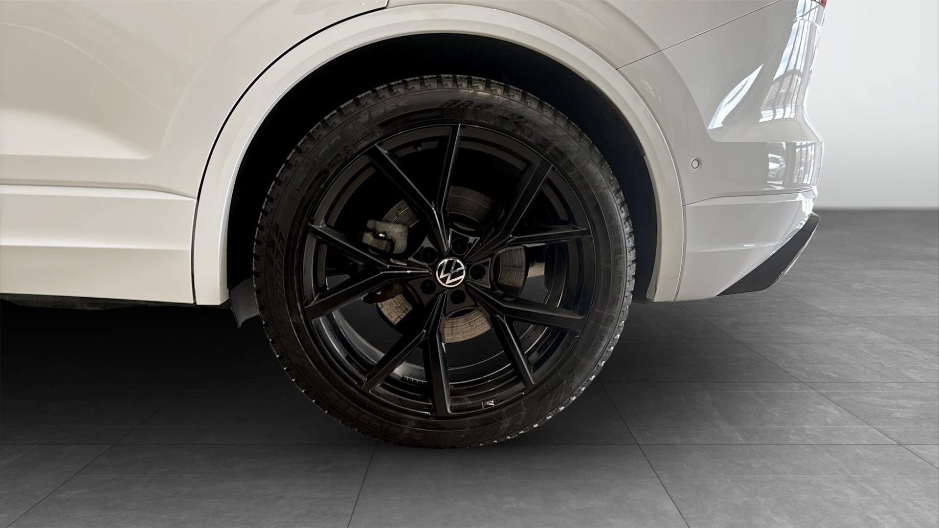 Volkswagen Touareg 2023, kuva 6/48