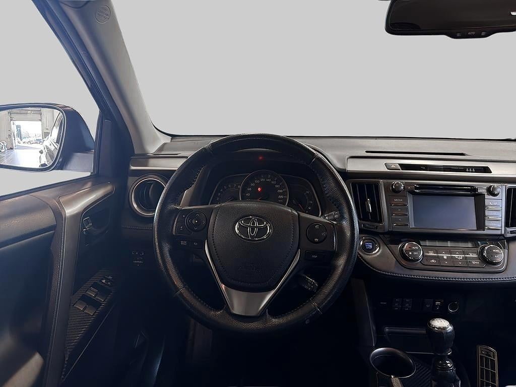 Toyota RAV4 2014 - miniatyr 9
