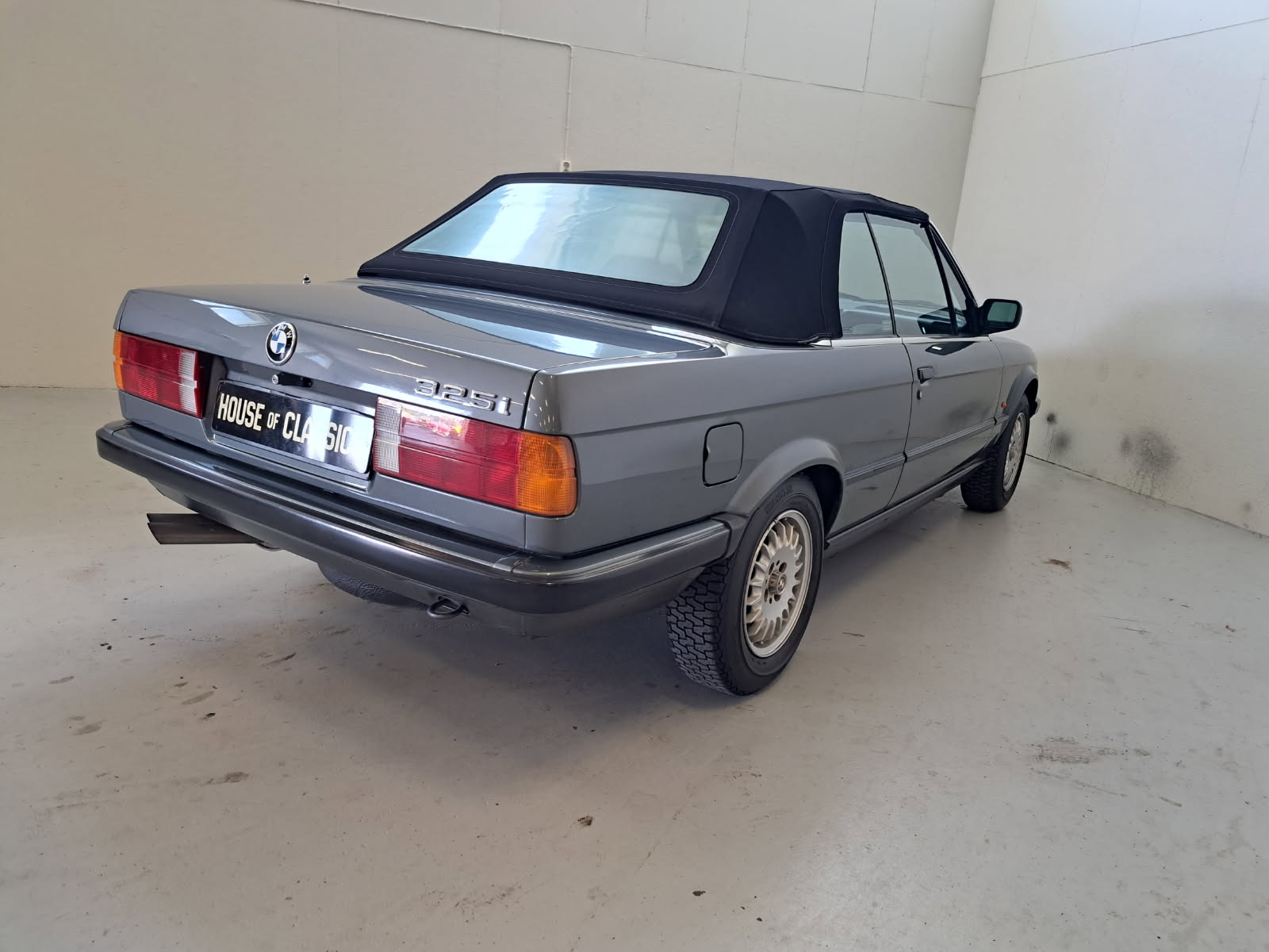 BMW 325 I Convertible 1987, bild 6/10