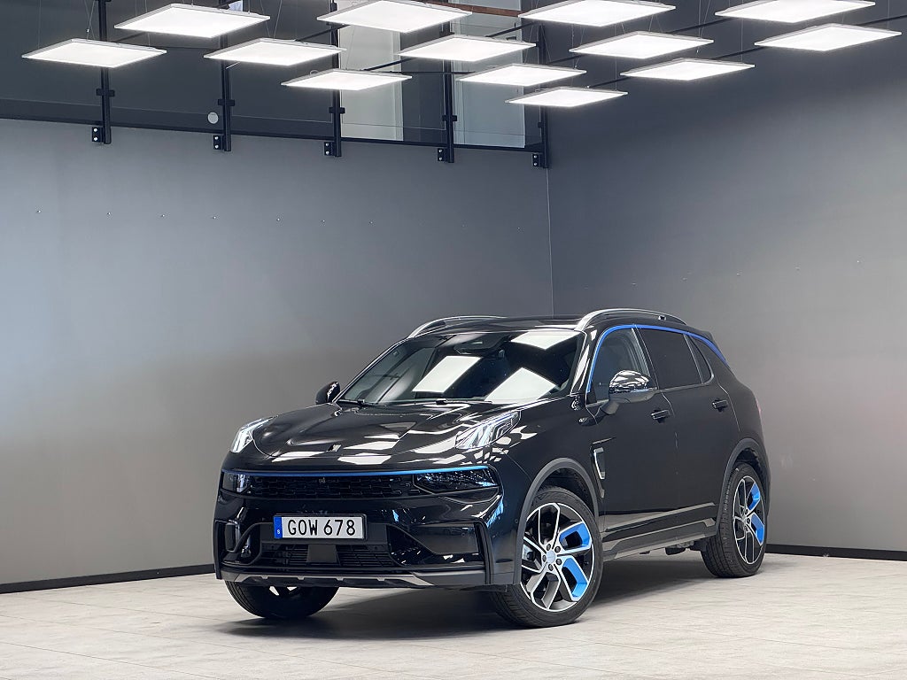 Lynk & Co 01 PHEV DCT / 360-kamera / Panorama
