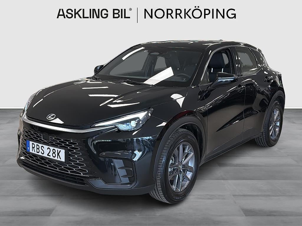 Lexus LBX 1.5 Hybrid 136hk Vinterhjul Moms