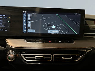 MG HS PHEV Luxury 360° GPS Pvärm Elbaklucka Skinn SoV MOMS – bild 15