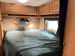 Husbil-halvintegrerad Kabe TM WF 15 av 21