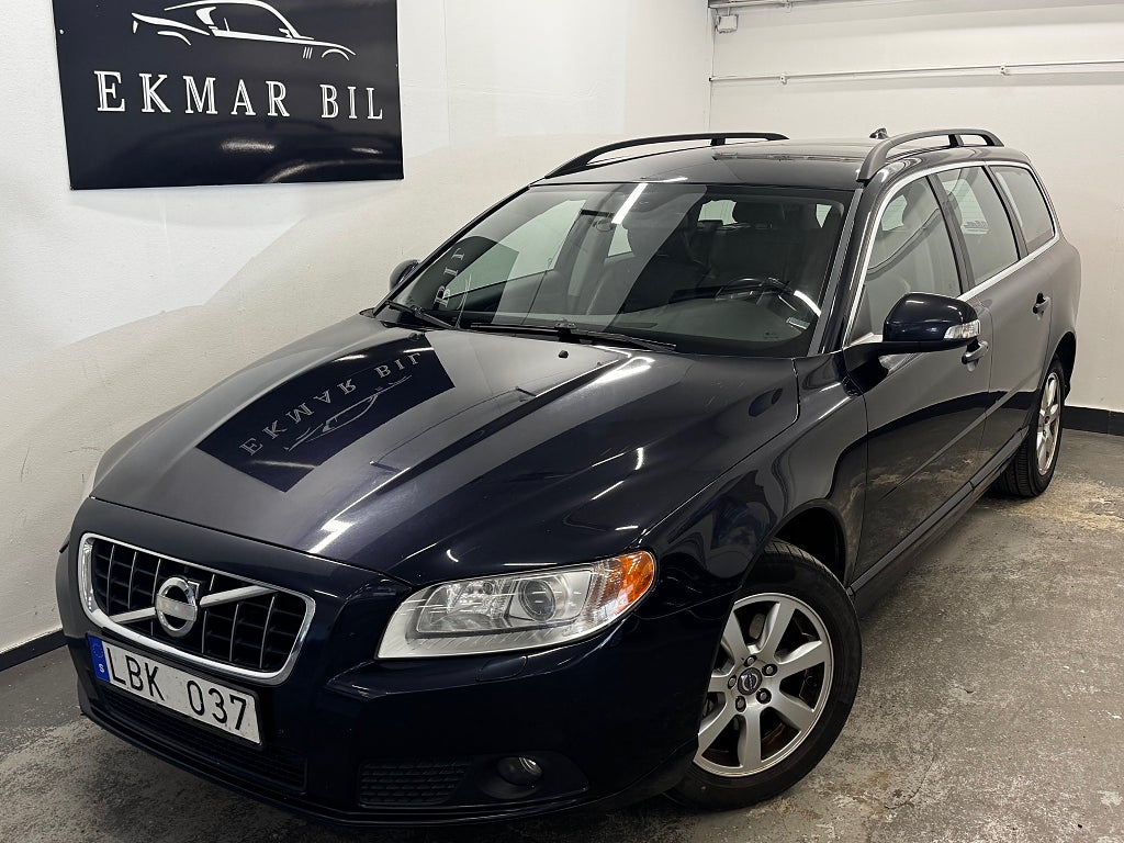 Volvo V70 D3 Momentum|Ny-serv|Ny-bes|M-värm|Drag|