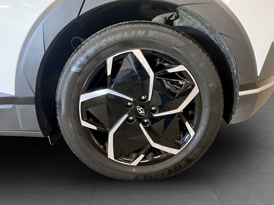 Bild på Hyundai IONIQ 5 Essential 77kWh 228hk Aut B-KAMERA CARPLAY