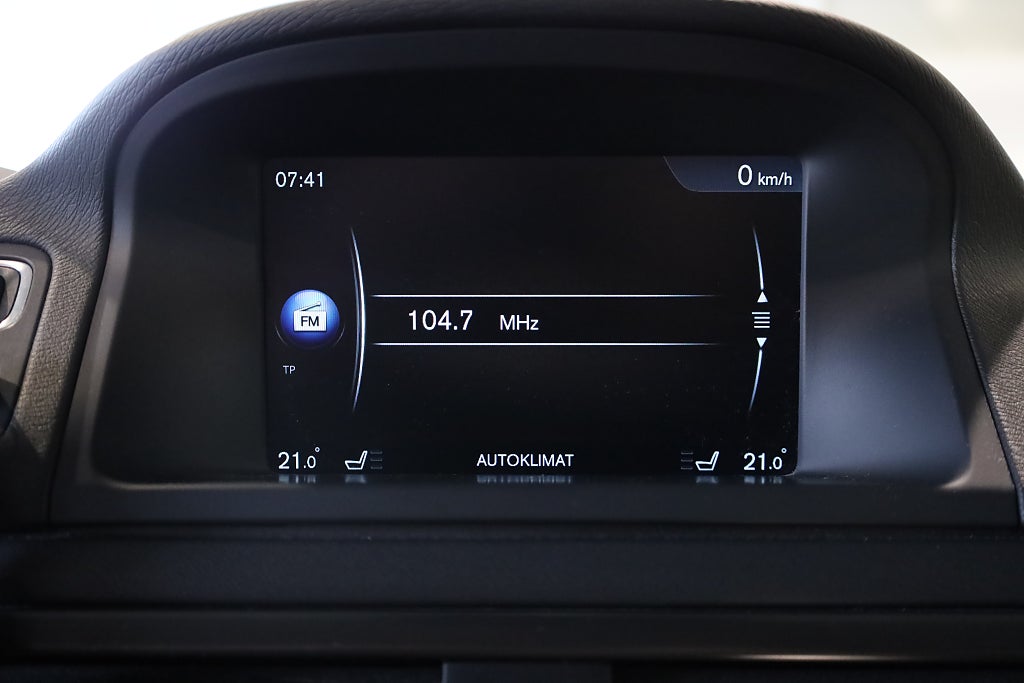 Volvo XC70 D4 AWD AUT Momentum Business Edition Pro Drag VOC 2015