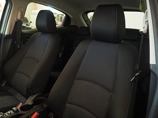 Halvkombi Mazda 2 14 av 20