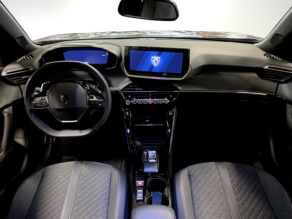 Bild på Peugeot 2008 Allure 1.2 PT 130hk B-KAMERA CARPLAY