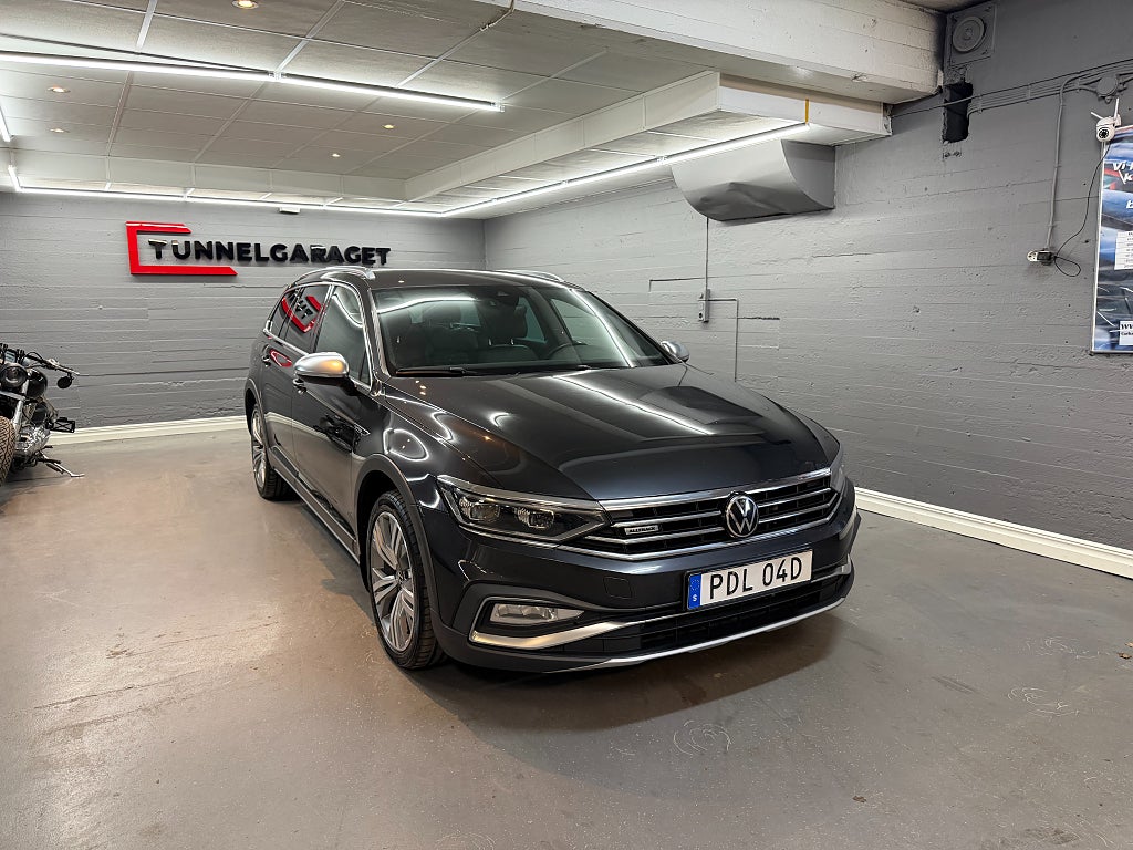 Volkswagen Passat Alltrack 2.0 TDI SCR 4Motion Alltrack MOMS Nybesiktigad Nyservad