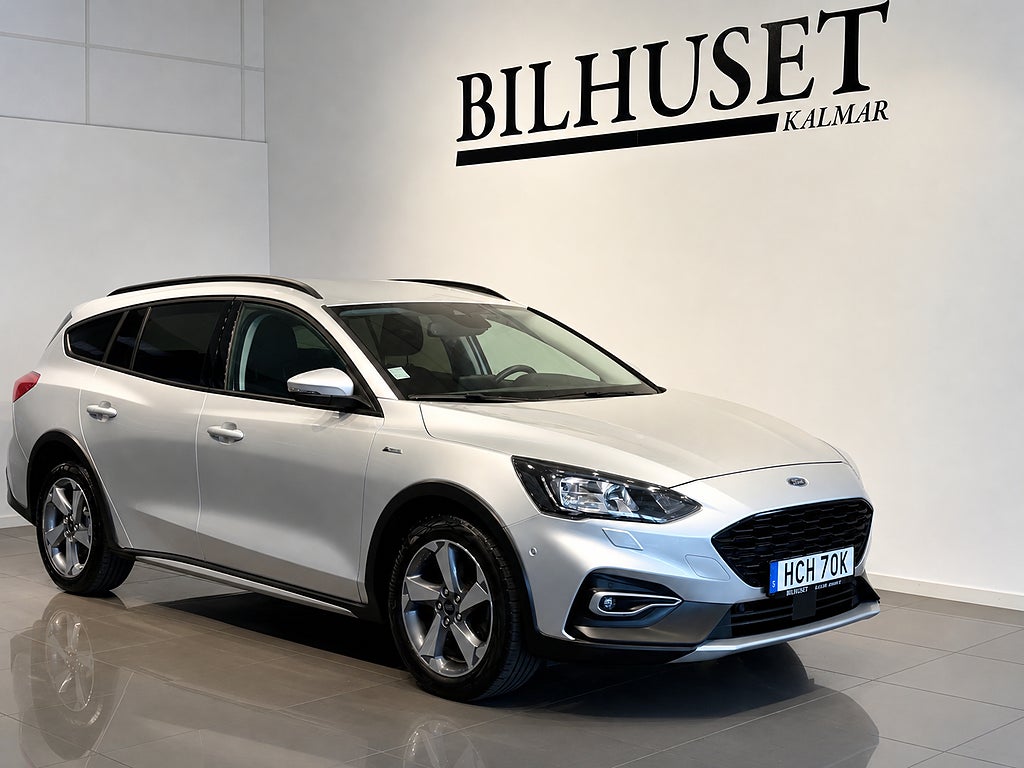 Ford Focus Active Kombi 1.0 EcoBoost Active *Backkamera *Rattvärme