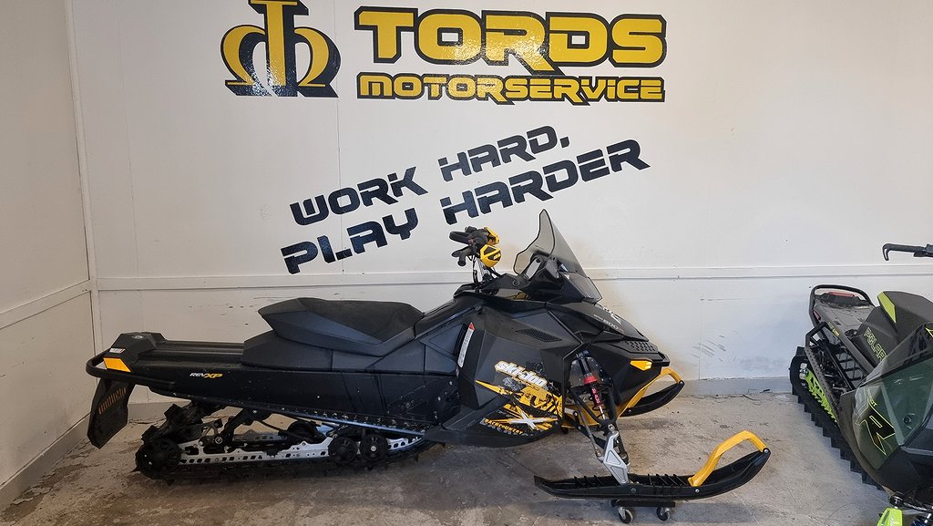 Ski-Doo Renegade Backcountry X 800 (Momsad) 