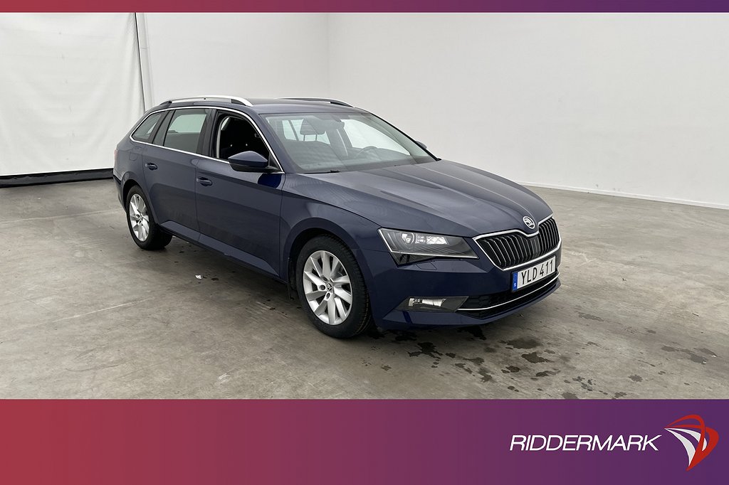 Skoda Superb Kombi TDI 4x4 150hk Värm CarPlay Kamera Drag