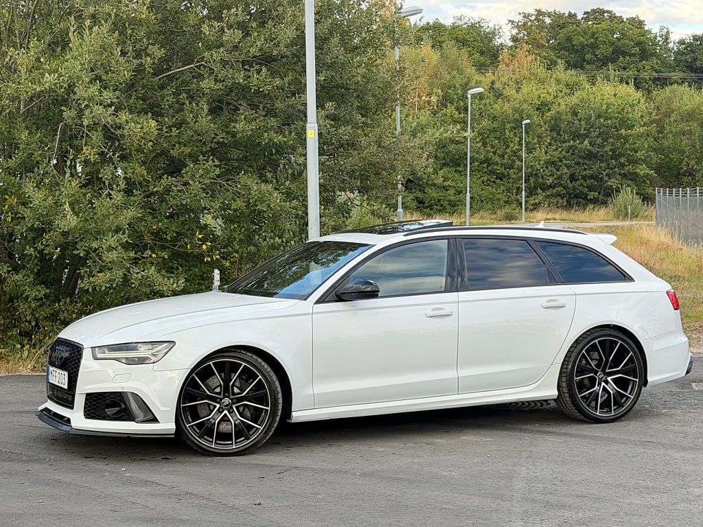 Audi RS6 Performance 4.0 V8 Q Akra Sv-såld Pano Värmare 360°