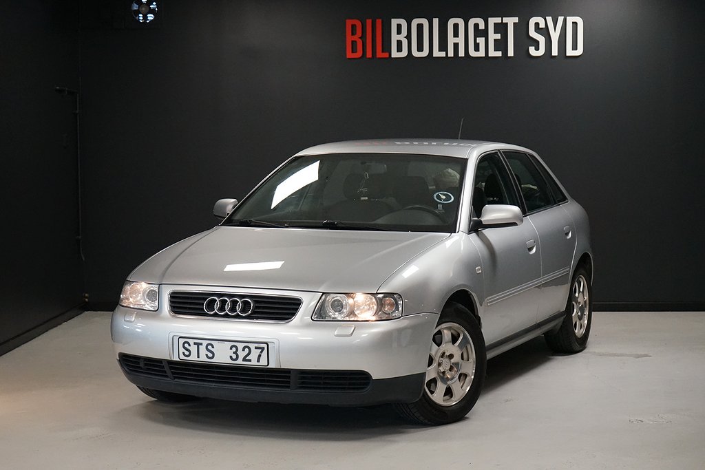 Audi A3 5-dörrar 1.8 T 150HK/Attraction/Endast 15.000Mil/