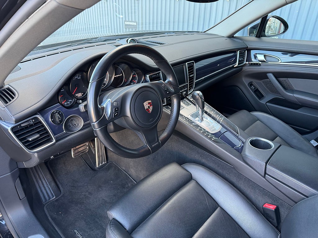 Porsche Panamera S Hybrid 380hk 3,0 V6 RWD Sport Chrono Pack 2012, bild 18