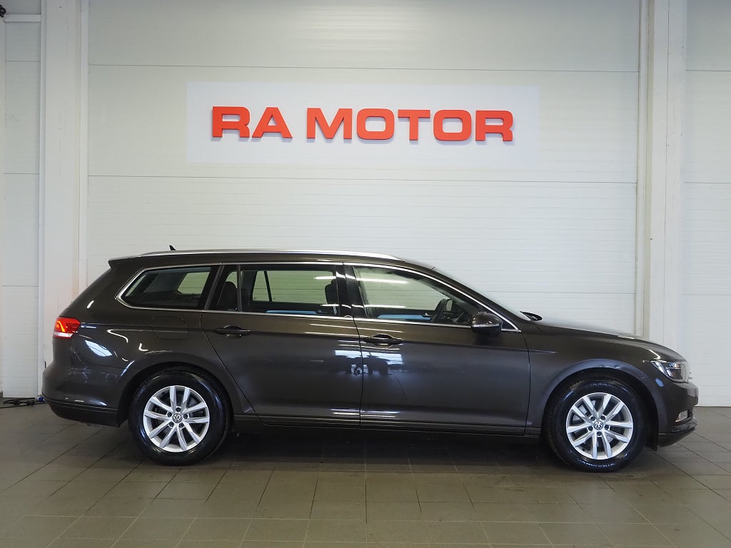 Volkswagen Passat SC 1.4 TSI 150hk | Cockpit | Drag | P-Värmare | Kamera