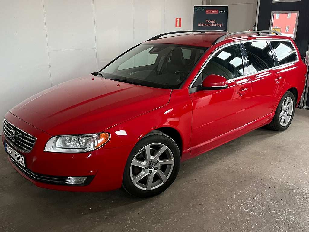 Volvo V70 D4 Momentum 163hk 5-Cyl Drag Värmare Se Skick!