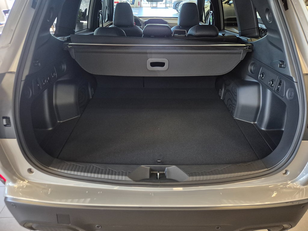 Subaru Forester 2,0 150hk e-Boxer Limited / Skinn / Rattvärme / 360-kam
