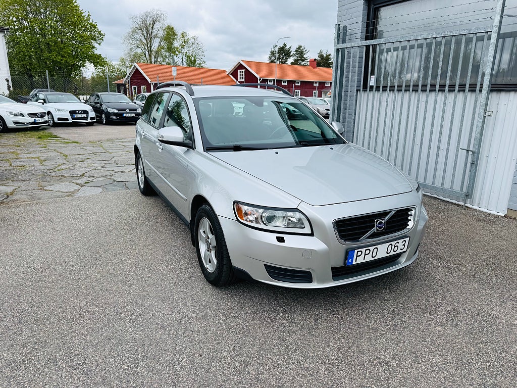 Volvo V50 2.0 145HK BUSINESS / DRAG / VÄRMARE