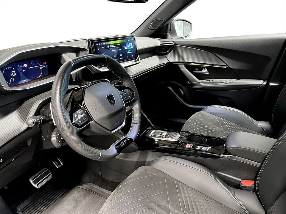 Bild på Peugeot 2008 GT 1.2 PT 130hk Aut EL-STOL FÖRARE B-KAMERA