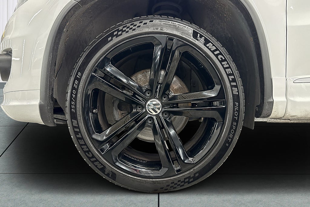 Volkswagen Tiguan 2015