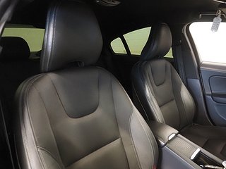 Sedan Volvo S60 Cross Country 12 av 24