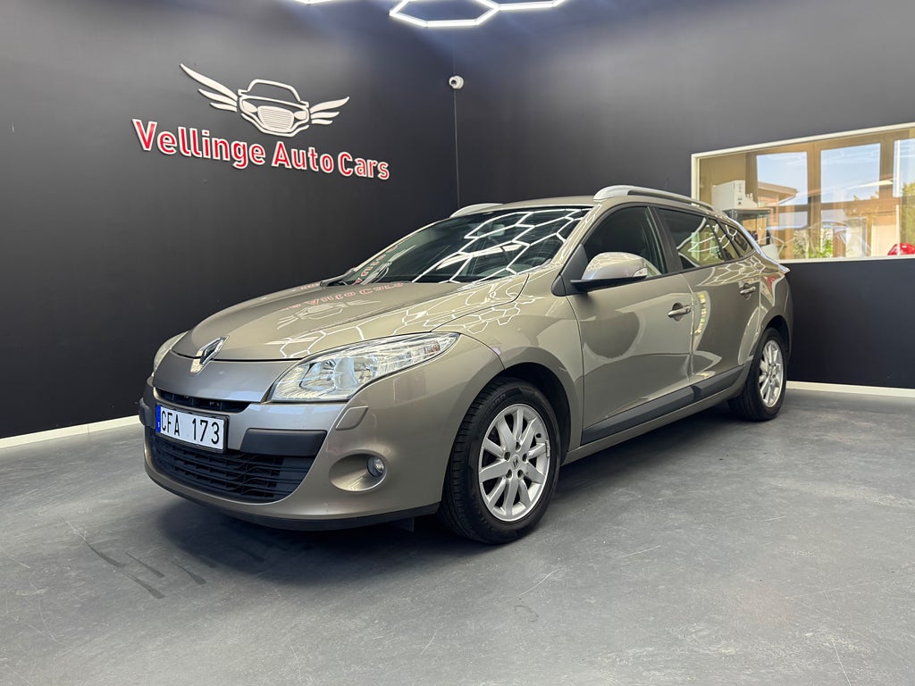 Renault Mégane Grandtour 1.5 dCi 8500Mil 3.45% RÄNTEKAMPANJ