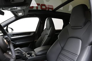 SUV Porsche Cayenne 9 av 25