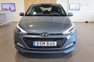 Halvkombi Hyundai i20 7 av 20