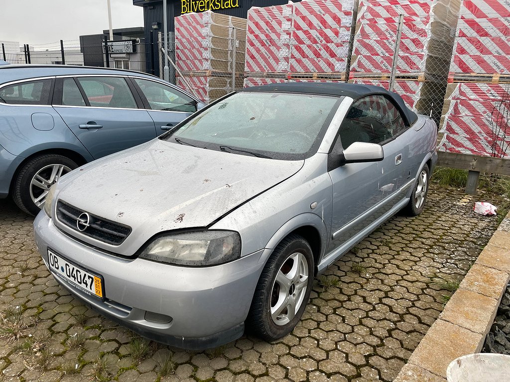 Opel Astra cab