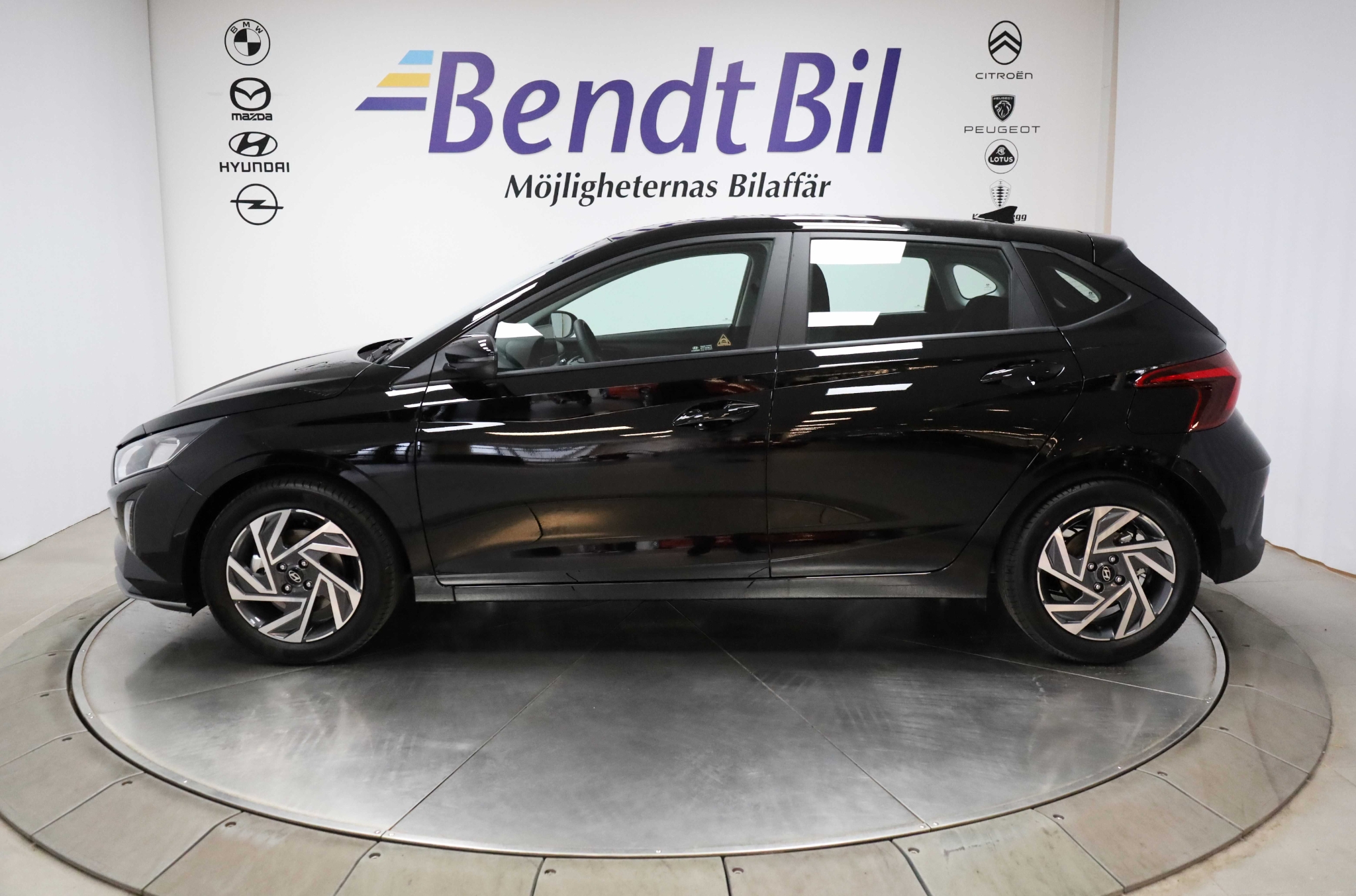 Hyundai i20 Essential 1.0 T-GDi Automat 2027, photo 6/10