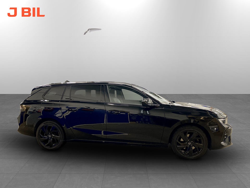 Bild på Opel Astra ST GS 1.2 PT 130hk Aut - B-KAMERA, CARPLAY