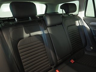 Kombi Volkswagen Passat 10 av 22