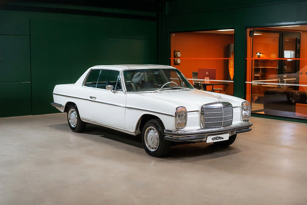 Bild på Mercedes-Benz W114