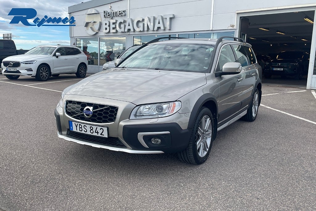 Volvo XC70 II D4 AWD Classic Momentum