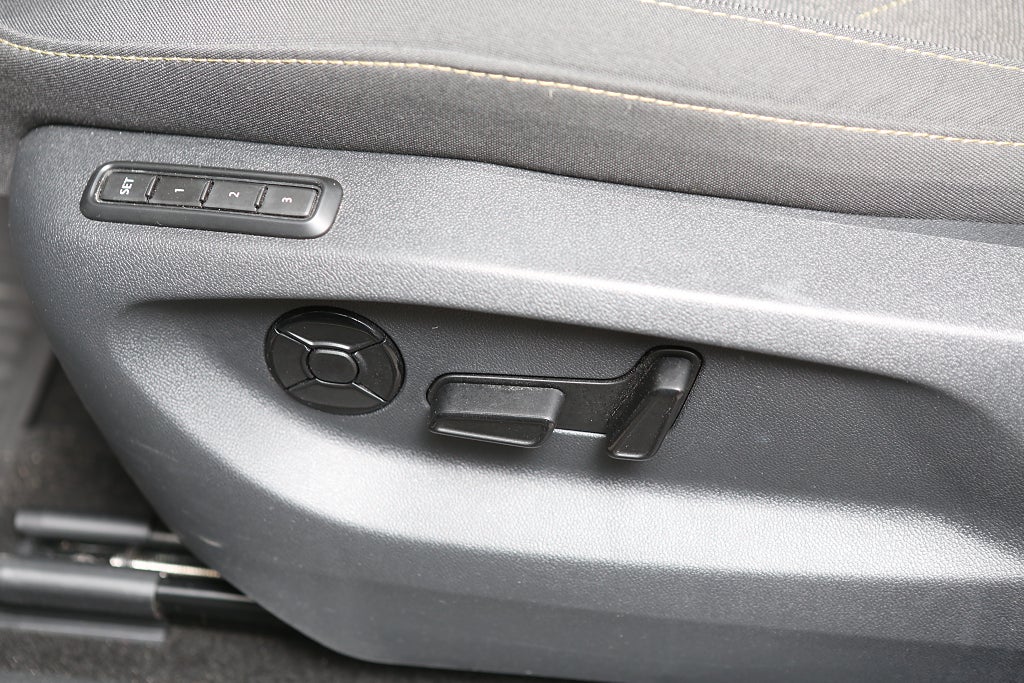 Skoda Kodiaq 2,0 TDI 193hk 4x4 Business Edition Värmare Drag 2025