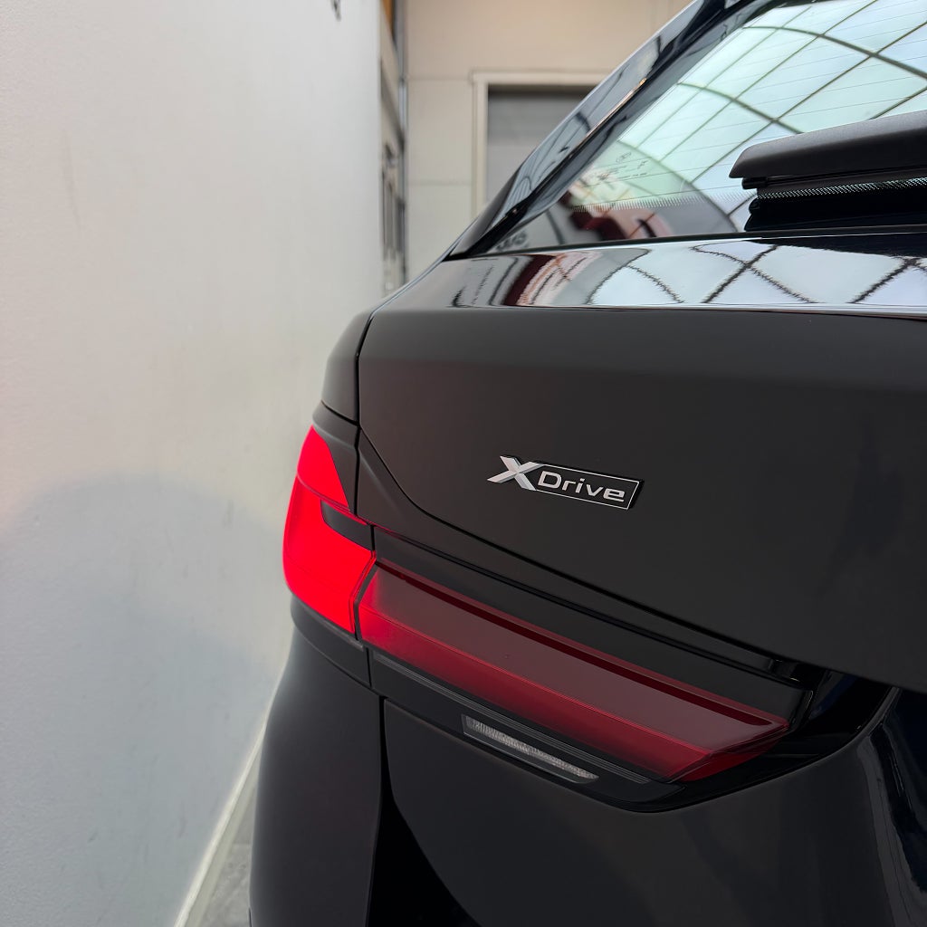 BMW 530e xDrive Touring Steptronic HiFi Carplay Backkamera Drag