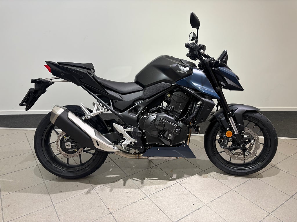 Honda CB750 HORNET E-CLUTCH 5 Års garanti