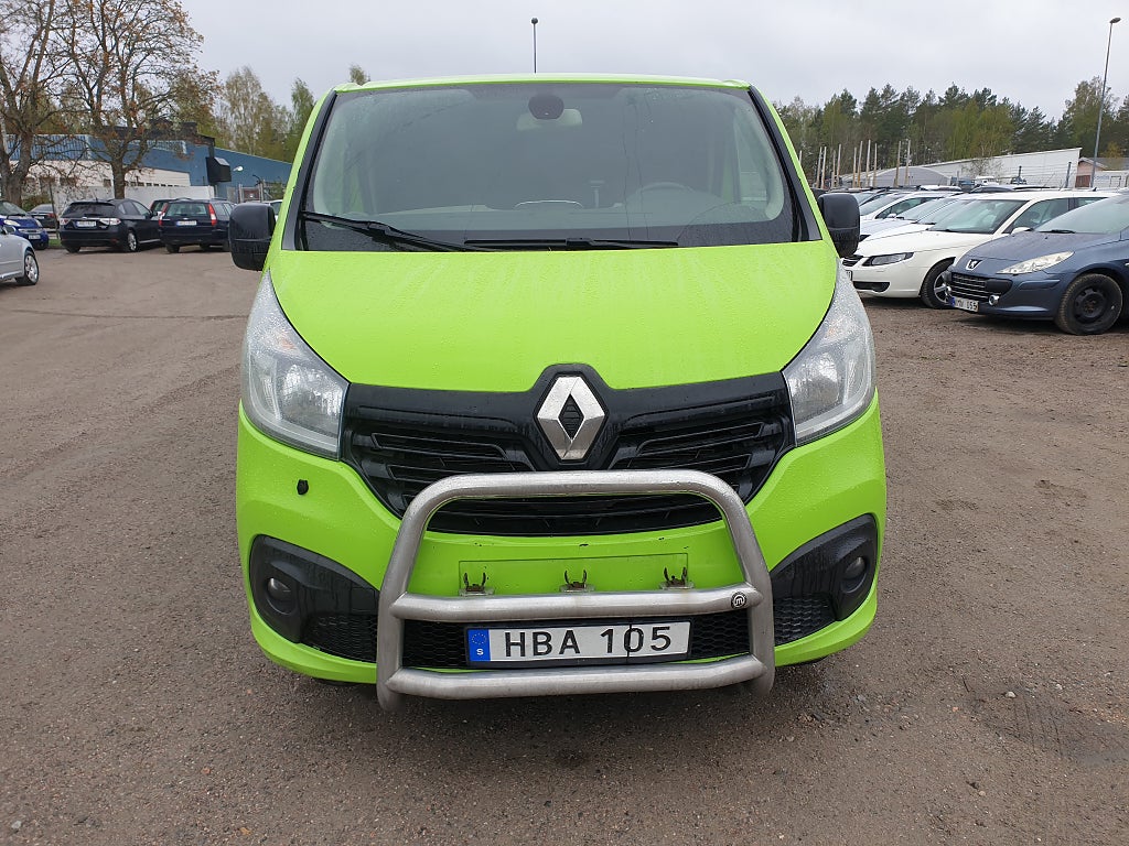 Renault trafic Skåpbil 2.7t 1.6 dCi 120hk