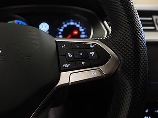 Kombi Volkswagen Passat 16 av 22