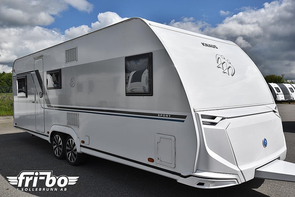 Knaus 650 FDK Sport,*RABATTERAT PRIS, 3,95% RÄNTA & FÖRTÄLT PÅ KÖPET!,