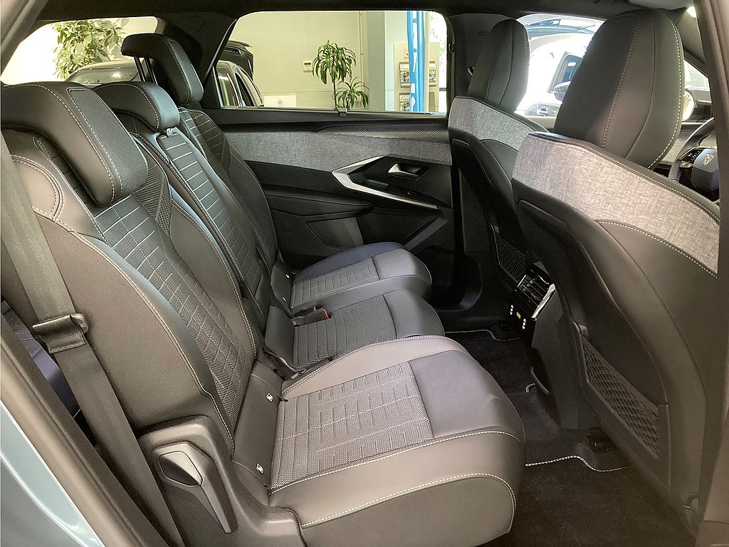 Bild på Peugeot 5008 GT Hybrid 145hk Aut - NYA VINTERHJUL INGÅR!