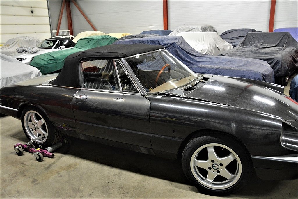 Alfa Romeo Spider 2,0  Objekt 