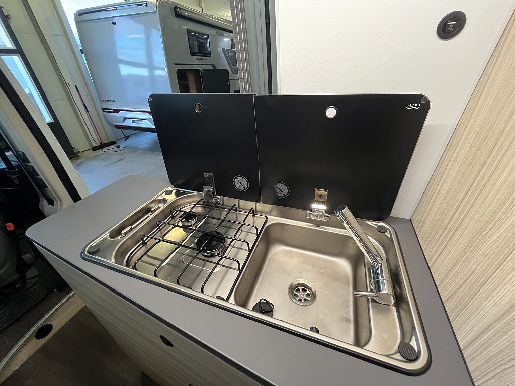 Sun Living V 65 SL / Lithium / Solcell / Automat / Truma D6E - Sun Living