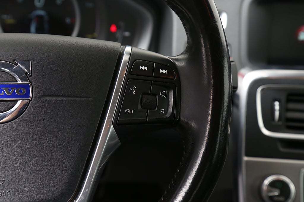 Volvo S60 Cross Country D4 190hk Summum BE VOC Dragkrok