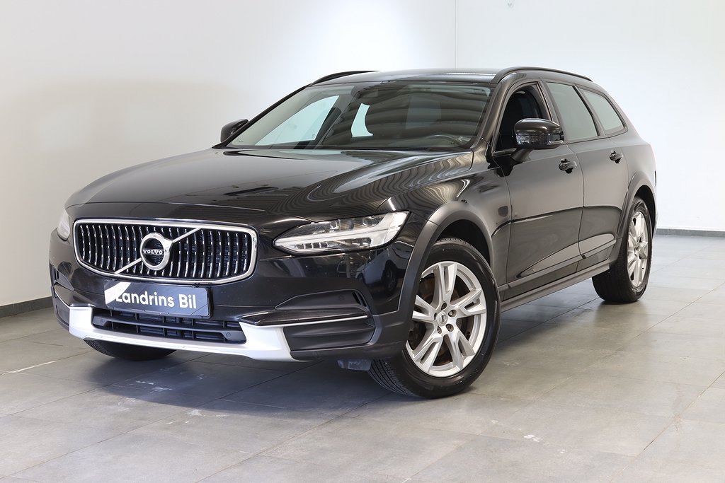 Volvo V90 Cross Country D4 AWD Business Manuell