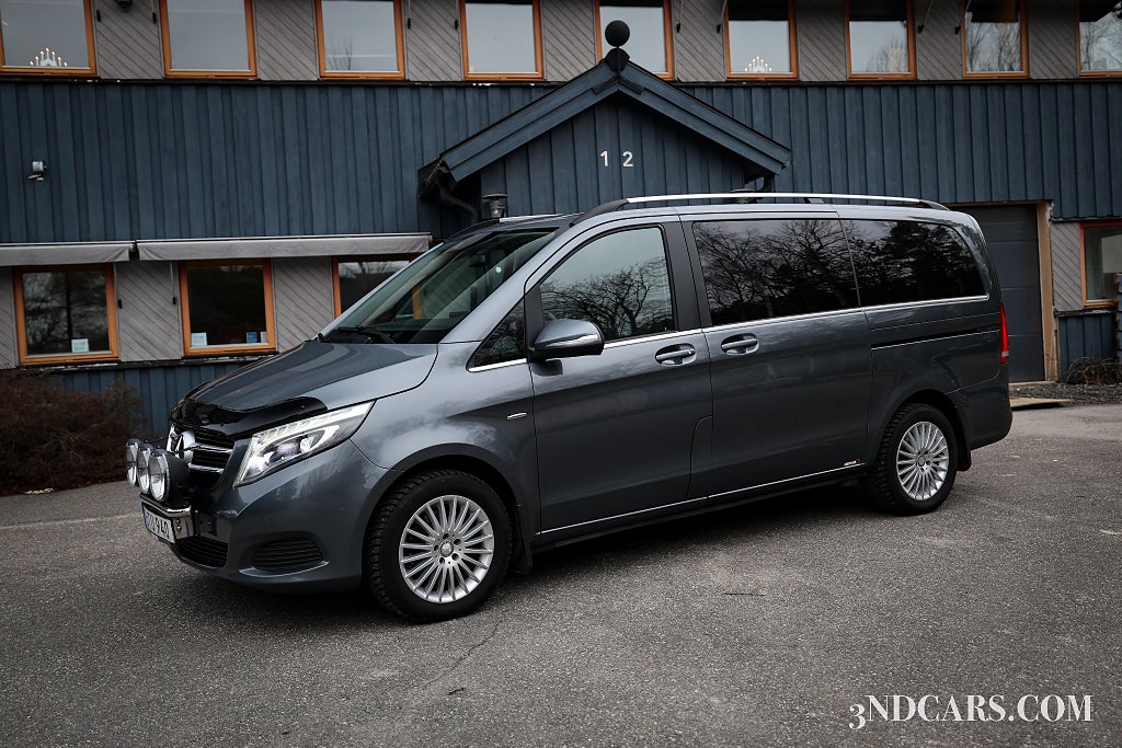 Mercedes-Benz V 250d 4MATIC 3.1t 7G-Tronic Plus Avantgarde Värmare Euro 6 6-sits