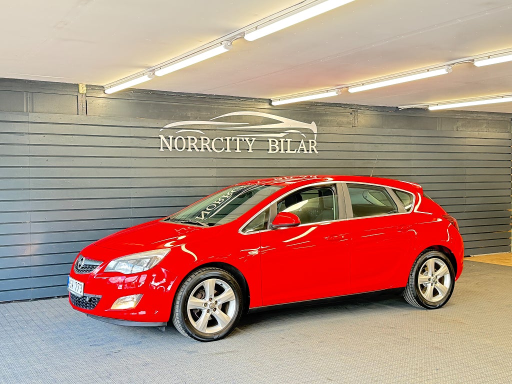 Opel Astra 1.4 Turbo Enjoy / Nybesiktigad  / AC