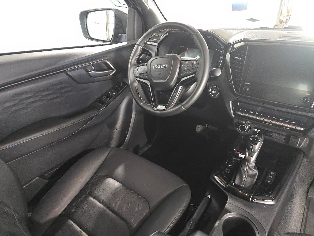 Isuzu D-Max XRX Crew Cab 1.9 CNG 4WD V-Hjul D-Värm Drag